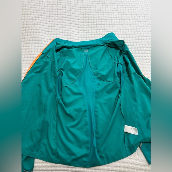 The North Face Teal Flight Series Zip Front Lightweight Windbreaker Jacket - Picture 12 of 15